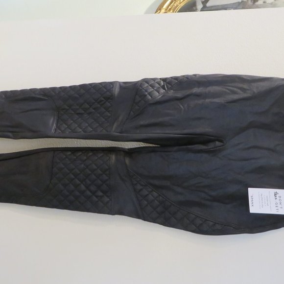NWT SPANX QUILTED FAUX LEATHER VERY BLACK LEGGINGS - Picture 5 of 10